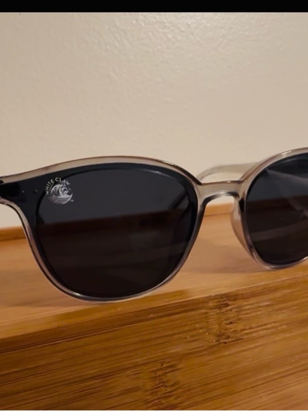 Wh*^e Cl~w sunglasses, OS, clear frames, NWOT.